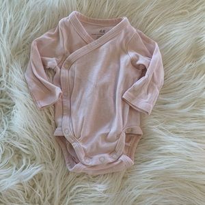 Lot of 5 H&M long sleeve onesies